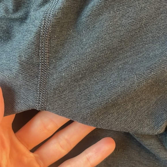 outdoor voices warm up shorts / biker shorts - Picture 6 of 6